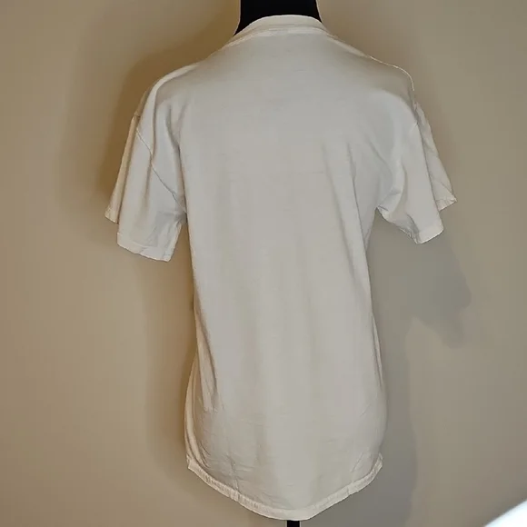 Hello Kitty White T-Shirt with Rainbow Design - Picture 3 of 4